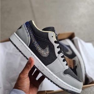 Air Jordan 1 Low SE Crater Black Grey